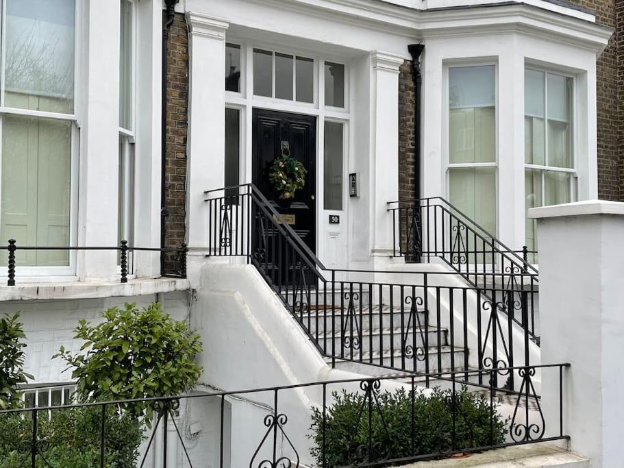 לונדון Stylish 3-Bedroom Flat In Kensington מראה חיצוני תמונה