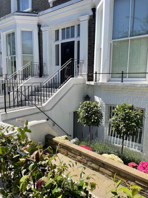 לונדון Stylish 3-Bedroom Flat In Kensington מראה חיצוני תמונה